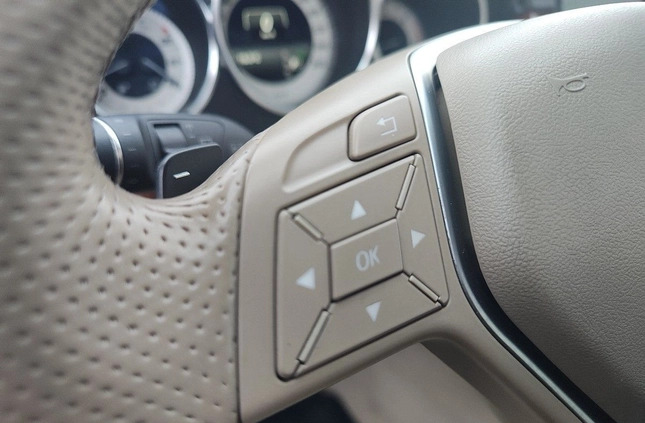 Mercedes-Benz CLS cena 92900 przebieg: 286259, rok produkcji 2014 z Częstochowa małe 529